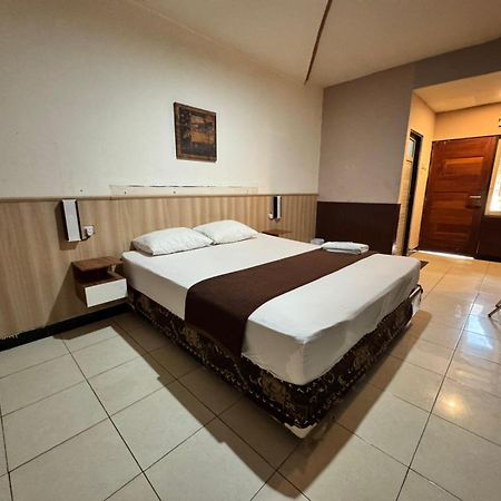 Wisma Madagaskar Palangka Raya Zewnętrze zdjęcie